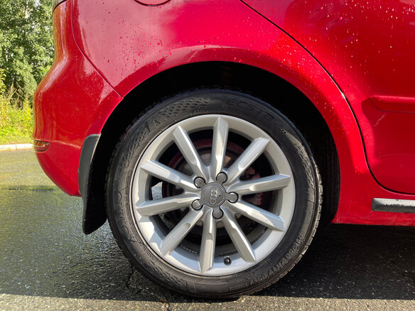 2011 Volkswagen Golf Plus II, красный, 1399000 рублей - вид 23