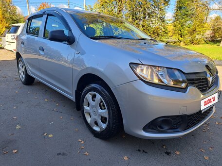 2014 Renault Sandero II, серый, 650000 рублей, вид 4