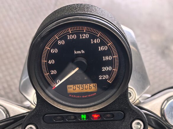 2013 Harley-Davidson Sportster 883, чёрный, 597000 рублей - вид 8