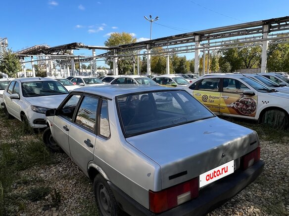 2002 Lada (ВАЗ) 21099, серебристый - вид 1