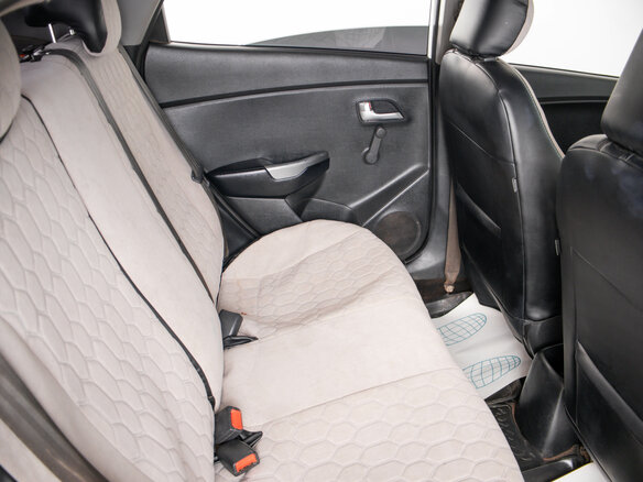 2015 Kia Rio III Рестайлинг, белый, 599000 рублей - вид 8
