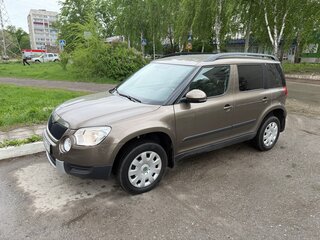 2013 Skoda Yeti I, коричневый, 950000 рублей, вид 4