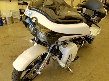 2012 Harley-Davidson CVO Road Glide, белый, 1310000 рублей, вид 3
