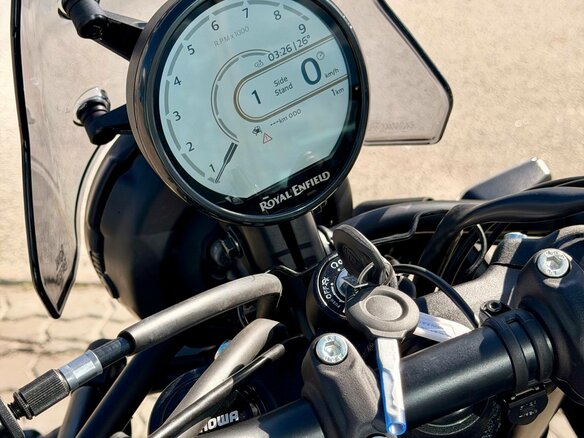 2026 Royal Enfield Himalayan, чёрный, 620000 рублей - вид 13