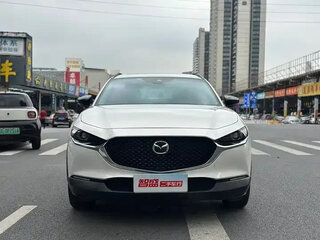2022 Mazda CX-30 I, белый, 1560000 рублей, вид 2