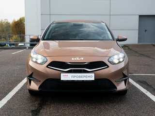 2021 Kia Ceed III Рестайлинг, коричневый, 1789000 рублей, вид 2