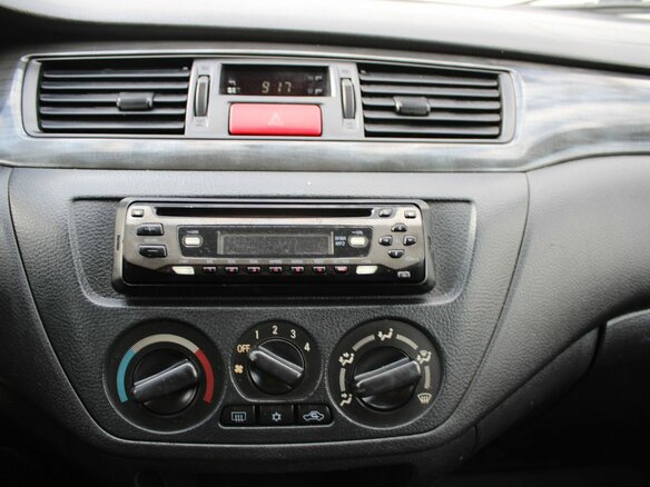 2005 Mitsubishi Lancer IX, серый, 239000 рублей - вид 10