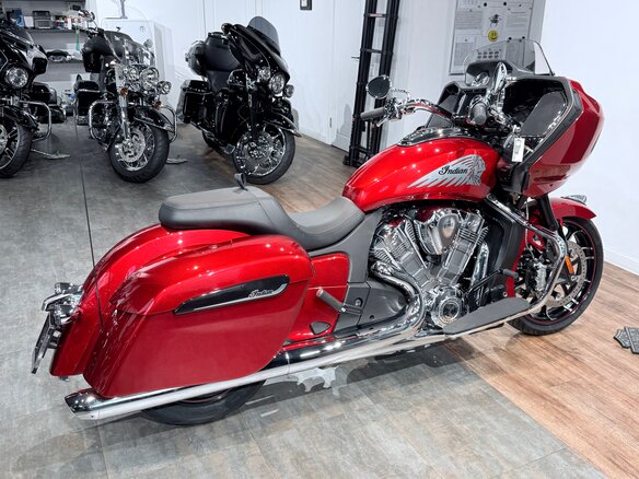 2021 Indian Challenger, красный, 2499000 рублей - вид 3