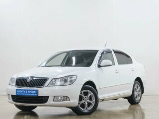 2012 Skoda Octavia II (A5) Рестайлинг, белый, 749000 рублей, вид 3