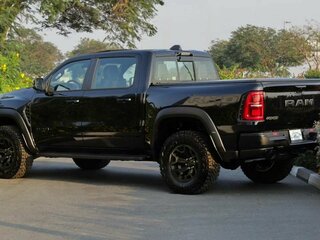 2025 Ram 1500 RHO V Рестайлинг, чёрный, 9720000 рублей, вид 4