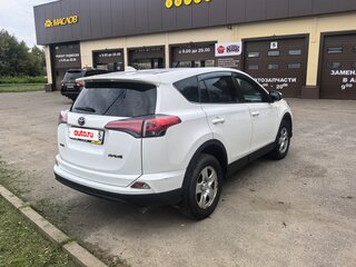 2019 Toyota RAV4 IV (XA40) Рестайлинг, белый, 2349000 рублей, вид 5