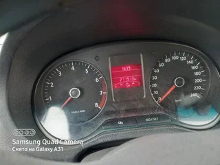 2014 Volkswagen Polo V, белый, 475200 рублей, вид 5