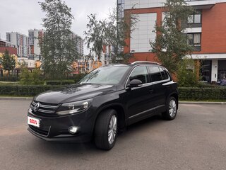 2013 Volkswagen Tiguan I Рестайлинг, чёрный, 1500000 рублей, вид 1