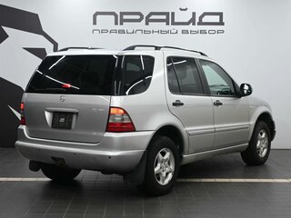 2000 Mercedes-Benz M-Класс 320 I (W163), серебристый, 709900 рублей, вид 3