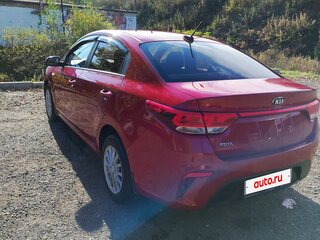 2017 Kia Rio IV, красный, 1500000 рублей, вид 2