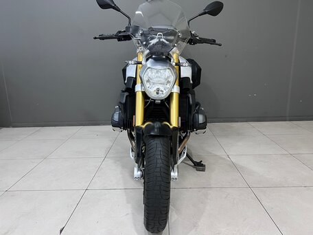2017 BMW R 1200 R, белый, 920000 рублей, вид 3