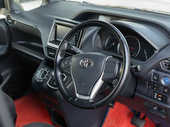 2017 Toyota Noah III (R80), чёрный - вид 10