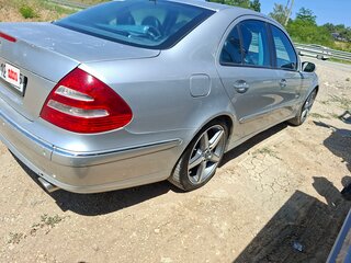 2003 Mercedes-Benz E-Класс 240 III (W211, S211), серебристый, 850000 рублей, вид 4