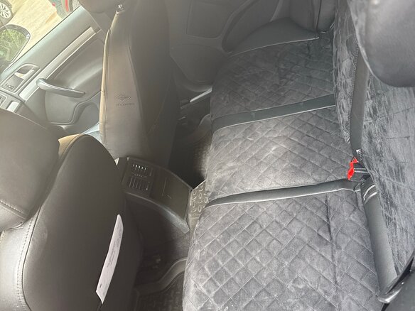 2011 Skoda Octavia II (A5) Рестайлинг, чёрный, 600000 рублей - вид 9