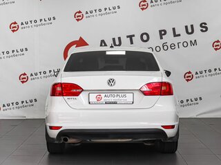 2013 Volkswagen Jetta VI, белый, 1099000 рублей, вид 4