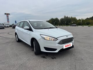 2018 Ford Focus III Рестайлинг, белый, 850000 рублей, вид 4