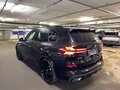 2026 BMW X5 40i IV (G05/G18) Рестайлинг, чёрный - вид 2