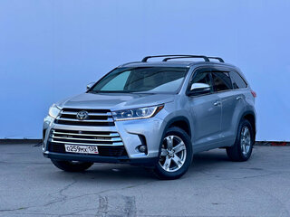 2017 Toyota Highlander III (XU50) Рестайлинг, серебристый, 3190000 рублей, вид 1