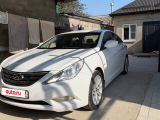 2010 Hyundai Sonata VI (YF), белый, 890000 рублей, вид 1
