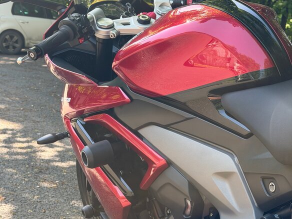 2024 Triumph Daytona 660, красный, 1100000 рублей - вид 6