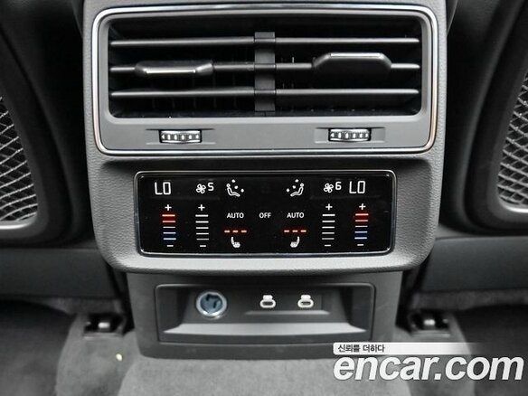 2024 Audi Q7 55 TFSI II (4M) Рестайлинг 2, чёрный, 10390000 рублей - вид 13