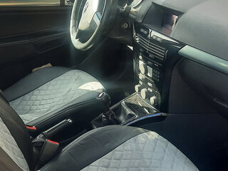 2011 Opel Astra H Рестайлинг, чёрный, 650000 рублей, вид 5