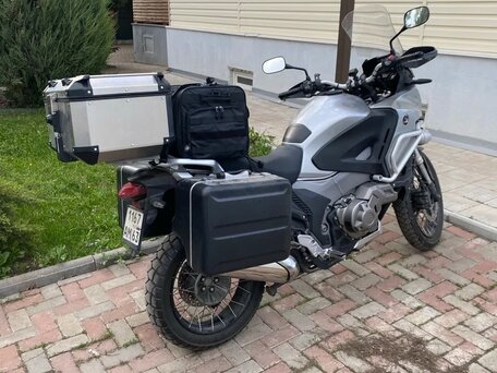 2012 Honda VFR 1200X (Crosstourer), серебристый, 900000 рублей, вид 5