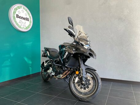 2025 Benelli TRK 502, серый, 569000 рублей, вид 2