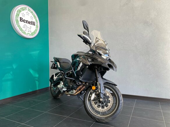 2025 Benelli TRK 502, серый, 569000 рублей - вид 1