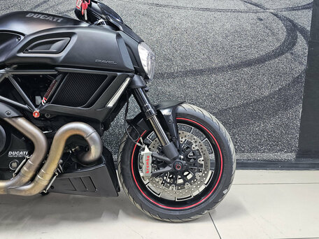 2015 Ducati Diavel, чёрный, 989000 рублей, вид 2
