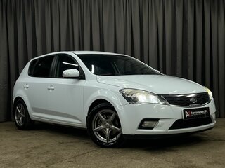 2011 Kia Ceed I Рестайлинг, белый, 639900 рублей, вид 3