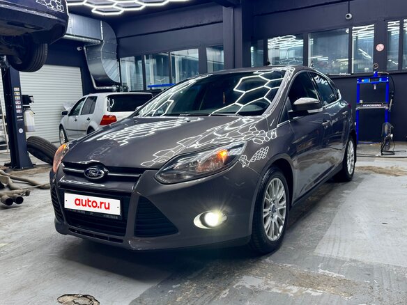 2012 Ford Focus III, серый, 750000 рублей - вид 4