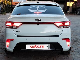 2018 Kia Rio IV, белый, 1000000 рублей, вид 5
