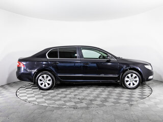 2011 Skoda Superb II, чёрный, 899000 рублей, вид 4
