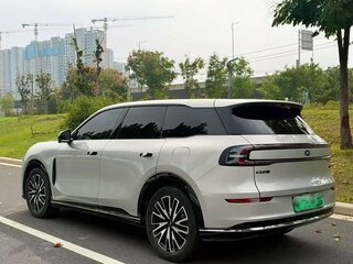 2026 Changan Qiyuan Q07 31.7 kWh, серебристый, 3575000 рублей, вид 2