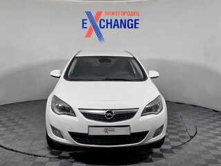 2011 Opel Astra J, белый, 549000 рублей, вид 2