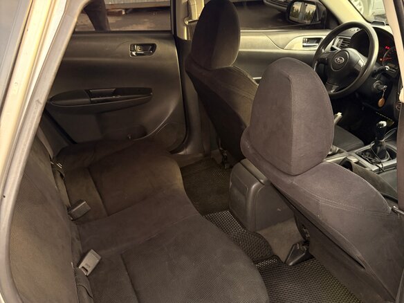 2008 Subaru Impreza III, серебристый, 400000 рублей - вид 9