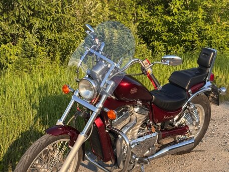 1994 Suzuki Intruder VS 400, красный, 350000 рублей, вид 2