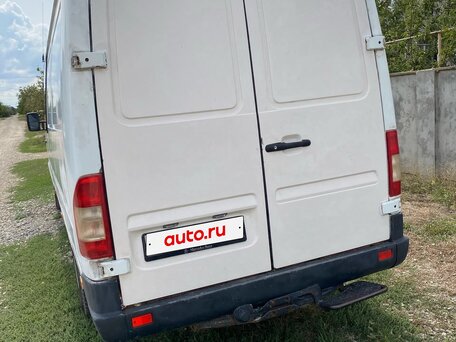 2001 Mercedes-Benz Sprinter, белый, 1000000 рублей, вид 3