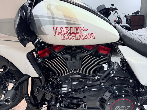 2024 Harley-Davidson CVO Road Glide ST, белый, 4799000 рублей - вид 19