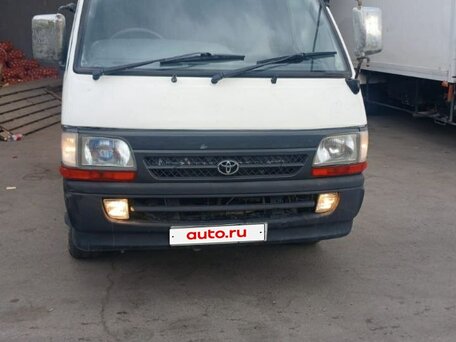 2003 Toyota HiAce, белый, 650000 рублей, вид 1