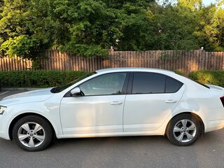 2016 Skoda Octavia III (A7), белый, 1200000 рублей, вид 5