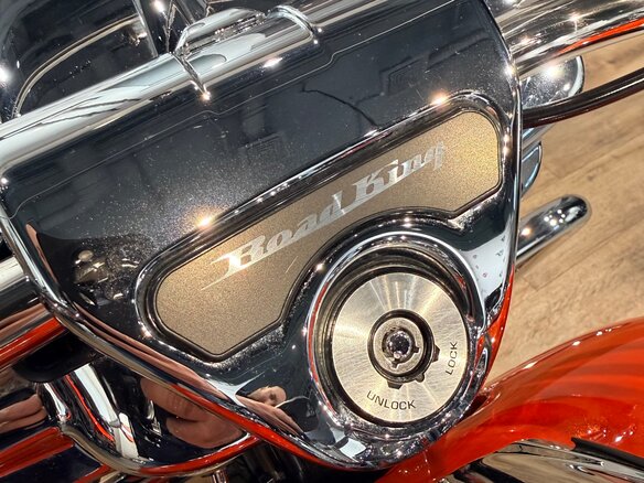 2017 Harley-Davidson Road King, красный, 1899000 рублей - вид 26
