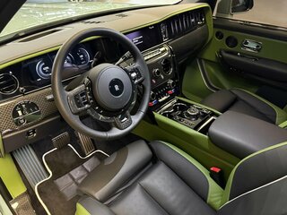 2024 Rolls-Royce Cullinan Black Badge I Рестайлинг (Series II), синий, 57000000 рублей, вид 2