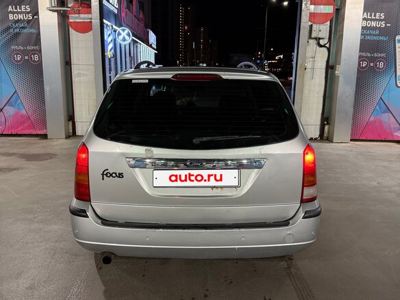 2004 Ford Focus I Рестайлинг, серебристый, 220000 рублей - вид 10